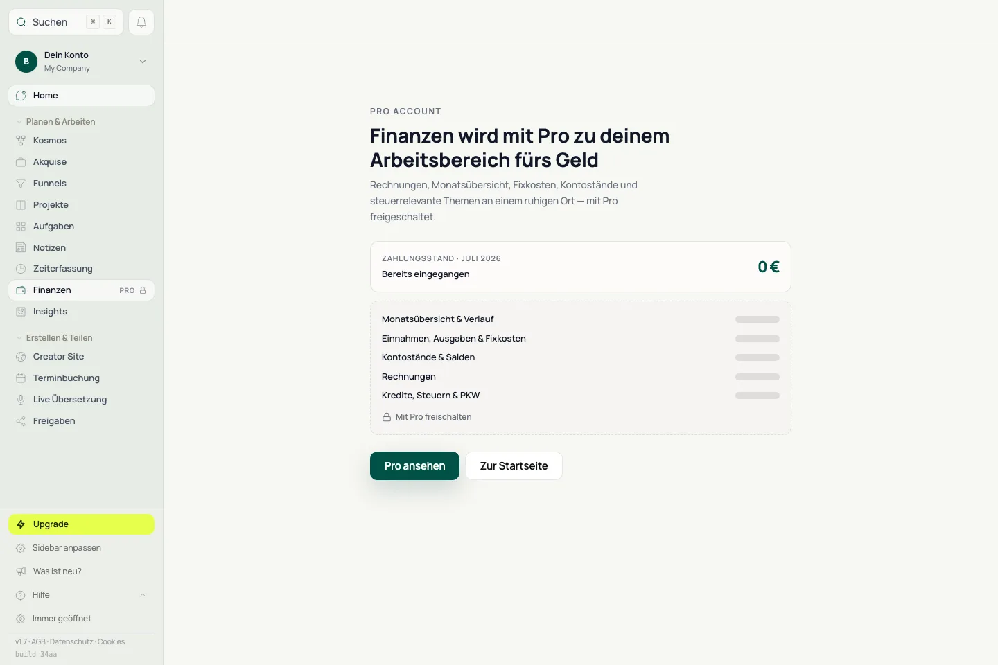 Finanz-Workspace: Tabs und Mehr-Menü führen durch Jahr, Monat, Belege, Konten und Rechnungen.
